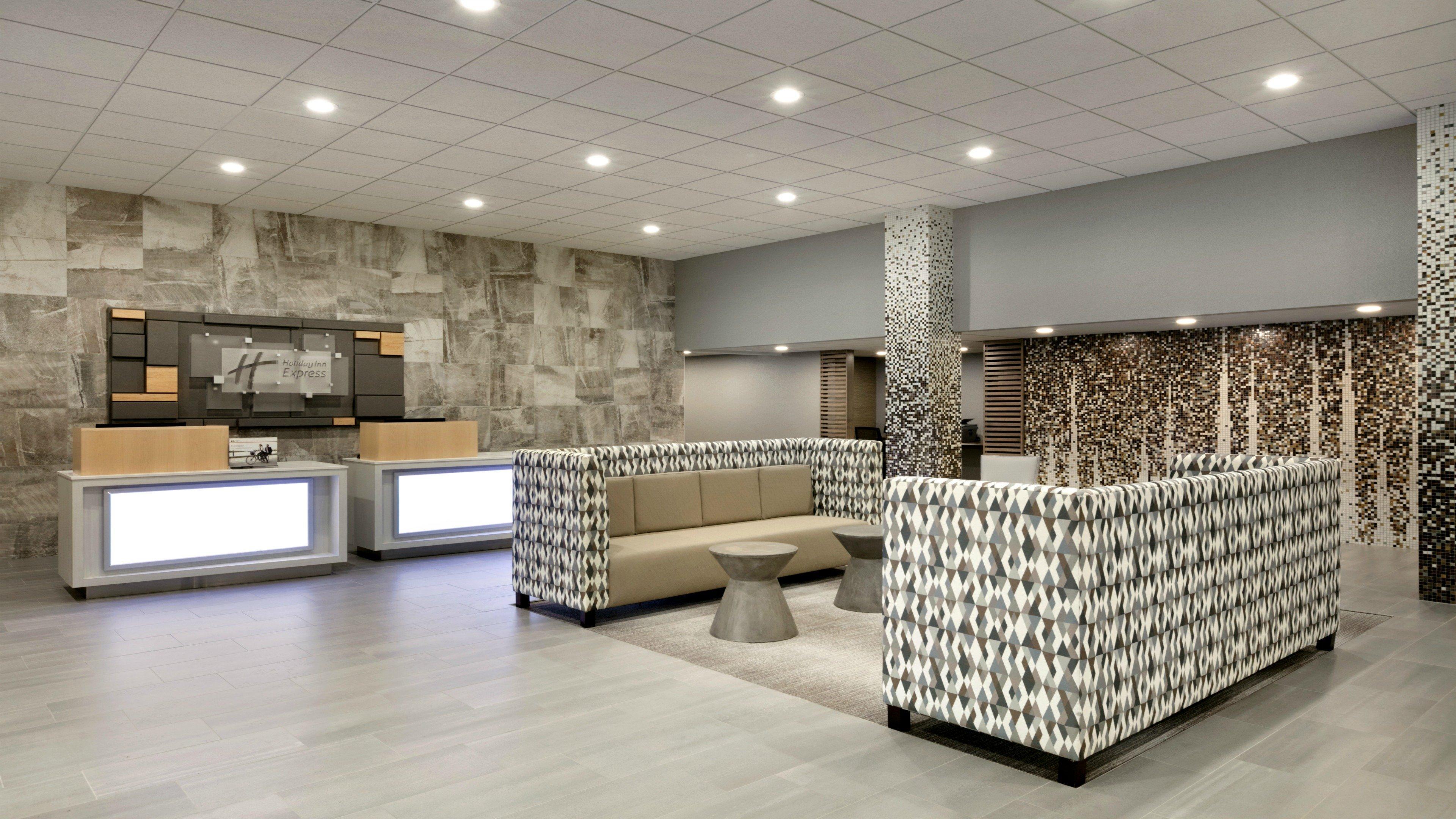 Holiday Inn Express - Williamsburg Busch Gardens Area By Ihg Buitenkant foto